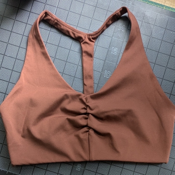 Girlfriend Collective Brown T-back Sports Bra - Picture 1 of 3